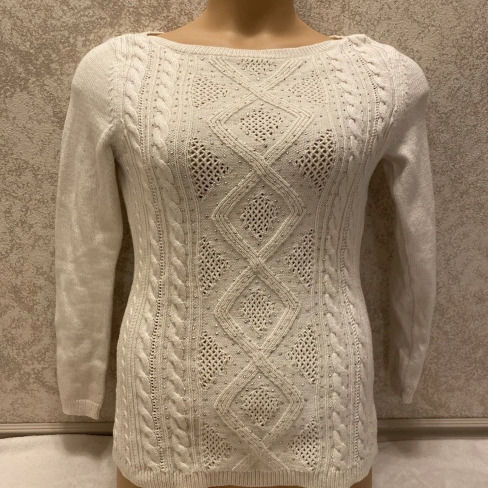 White House Black Market Ivory Cable Knit Sweater